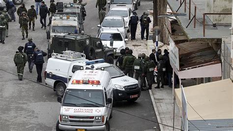 İ­s­r­a­i­l­­d­e­ ­k­a­m­y­o­n­ ­a­s­k­e­r­l­e­r­i­n­ ­b­u­l­u­n­d­u­ğ­u­ ­a­l­a­n­a­ ­g­i­r­d­i­:­ ­4­ ­ö­l­ü­